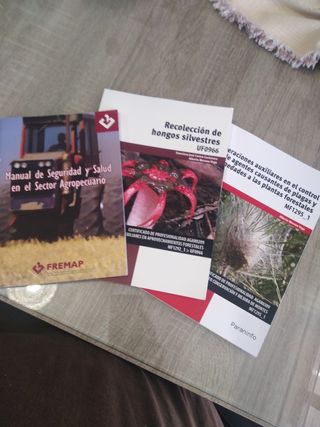 Lote Libros de informátibo forestal