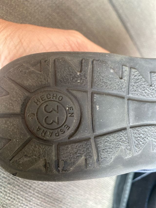 Zapatos niño velcro uniforme