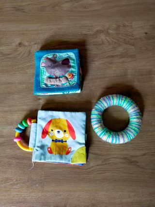 Libros tela bebé + anillo
