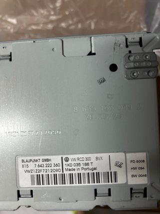 - Radio - CD original Volkswagen Golf V