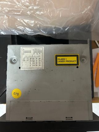- Radio - CD original Volkswagen Golf V