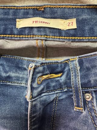 Jeans Levis 711 Skinny - Talla S