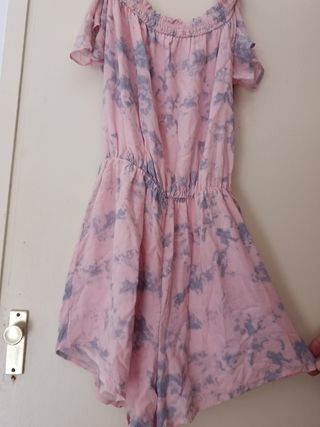 Mono Hollister rosa para Verano 