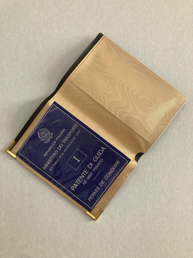 Porta carta d’identità o patente cartacea vintage