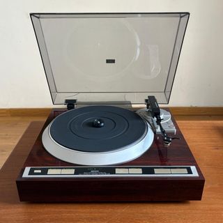 Giradiscos Denon DP-37F 