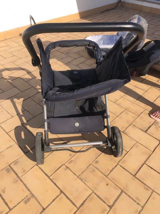 Carrito bebé con accesorios
