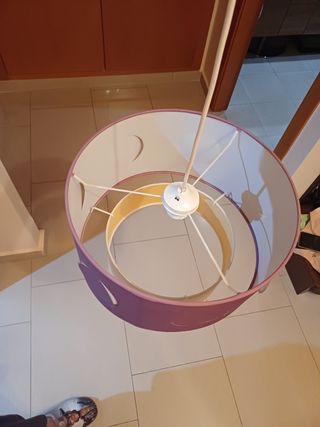 Lámpara colgante morada