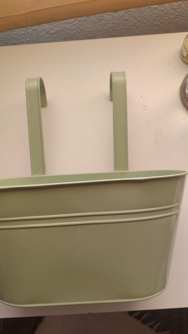 Cesto metalico macetas - Verde. Capacidad para dos