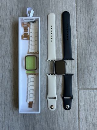 Apple Watch S8 41mm - Correa blanca y negra
