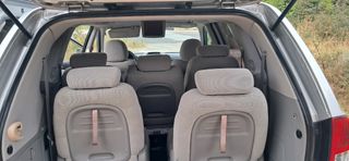KIA Carnival 2010