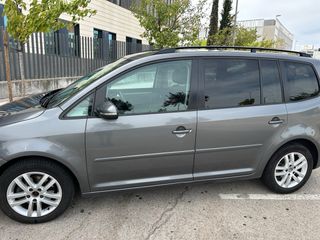Volkswagen Touran 2012