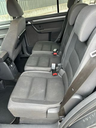 Volkswagen Touran 2012
