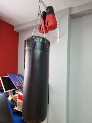 Saco boxeo + guantes boxeo