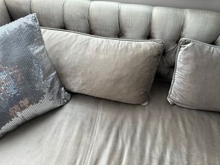 Sofá 2 plazas - Beige & Plata. SE ACEPTAN OFERTAS.