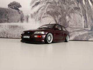 Ford Escort Cosworth modificado 1/18