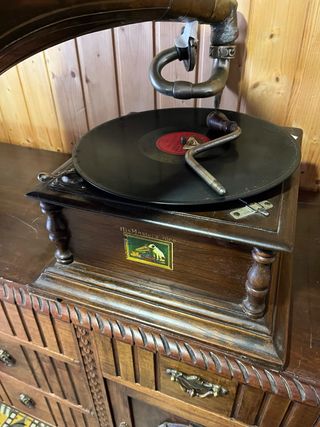 Gramola His Master's Voice