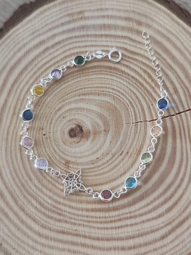 Pulsera nudo de brujas y cristales colores plata