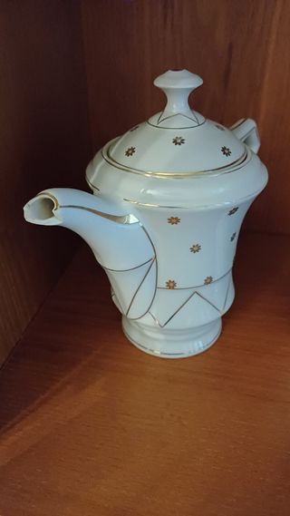 Juego café porcelana dorada