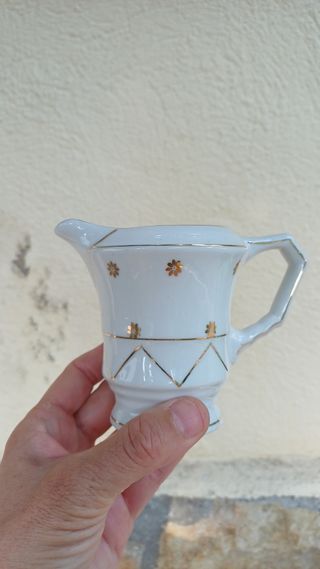 Juego café porcelana dorada