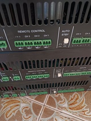 3 Amplificadores Wecler HZA4-70F