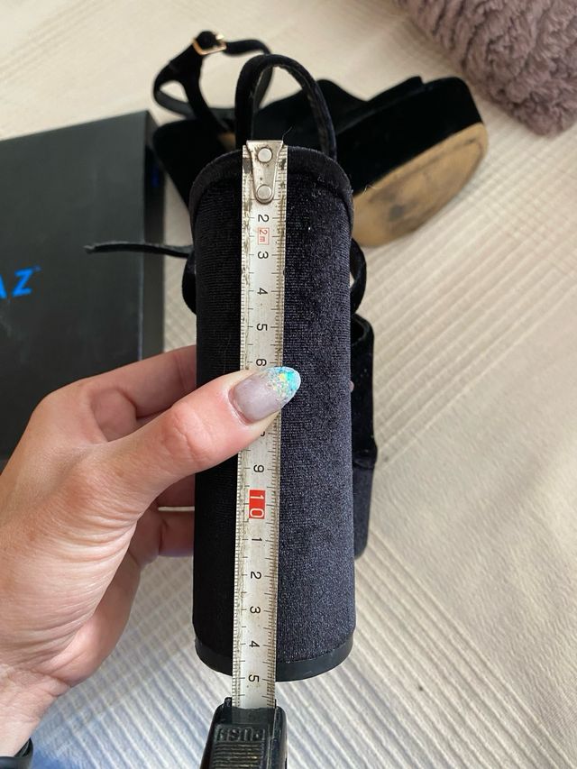 Tacones MaryPaz negros - plataforma