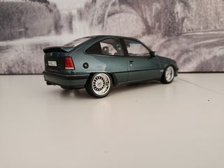 Opel Kadett GSi 1/18 modificado