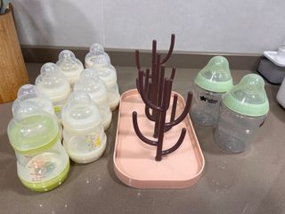8 Biberones Mam 130ml + 2 Tommee Tippee