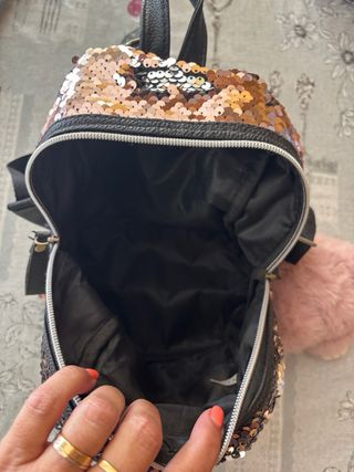 Mochila lentejuelas dorada