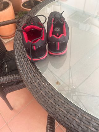 Zapatos seguridad - negros y rojos