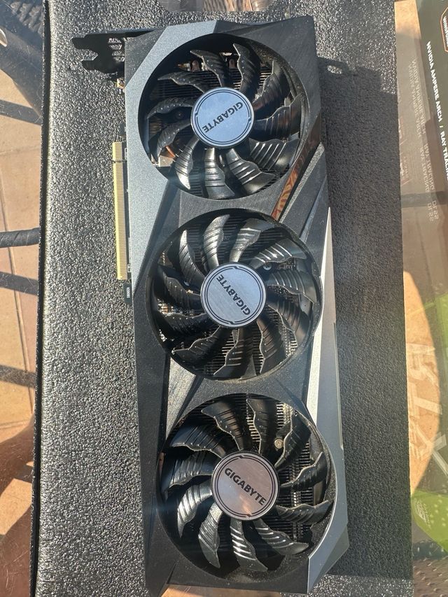 GIGABYTE GEFORCE RTX 3070 GAMING OC 8GB