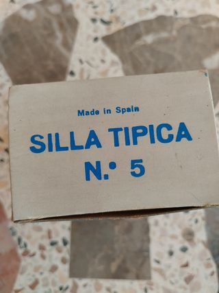 Miniaturas Flamenco: Silla, sombrero, guitarra