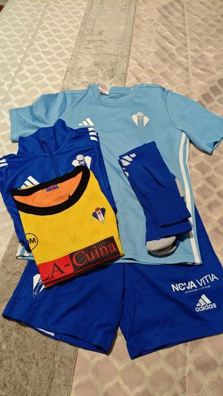 Equipación fútbol Adidas niño talla 12