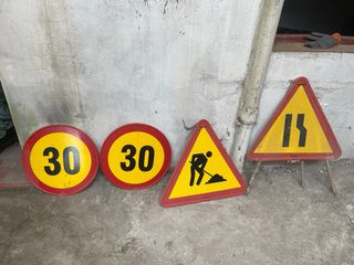 Señales tráfico: Obras + Dirección