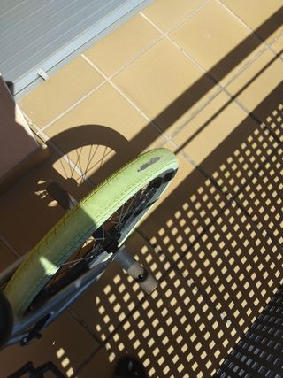 Bicicleta BMX Gris