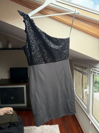 Vestido negro fiesta corto