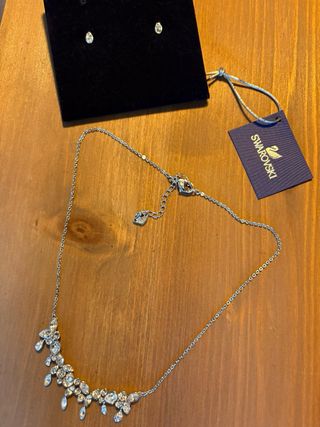 Collar y pendientes Swarovski