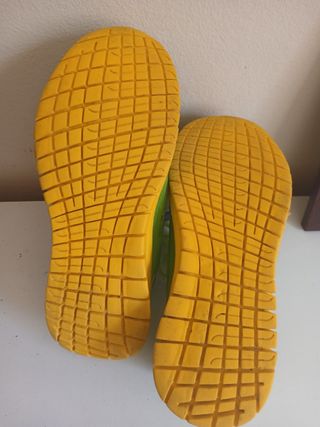 Bambas niño talla 35