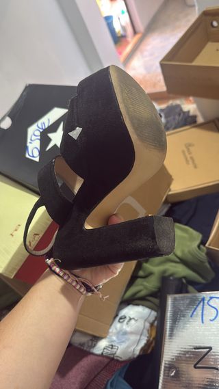 Tacones negros plataforma
