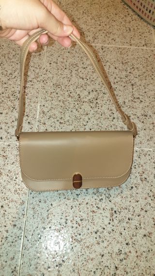 Bolso bandolera marrón claro
Nuevo 