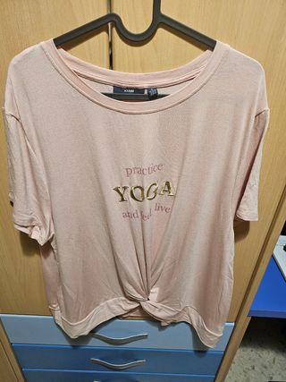 Camiseta Kiabi rosa XL - Nudo delantero