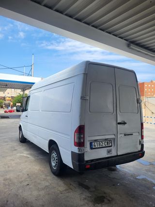 Mercedes-Benz Sprinter 2004