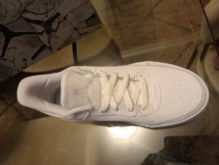 Zapatillas Jordan Day1 (GS) blancas, talla 38