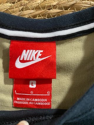 Camiseta Nike Air crop top