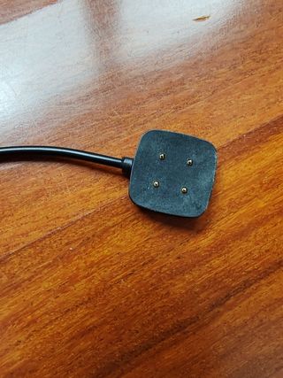 Cargador Fitbit Versa 3