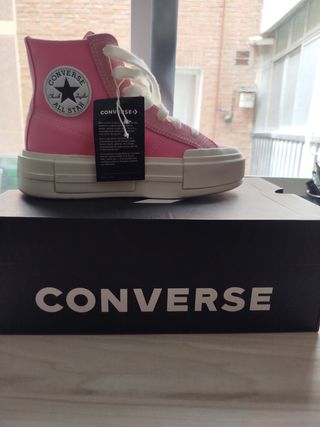 Converse Chuck Taylor Pink