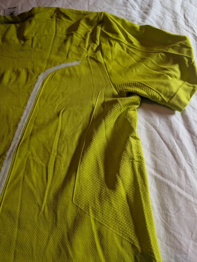 Camiseta Adidas Climacool Amarilla