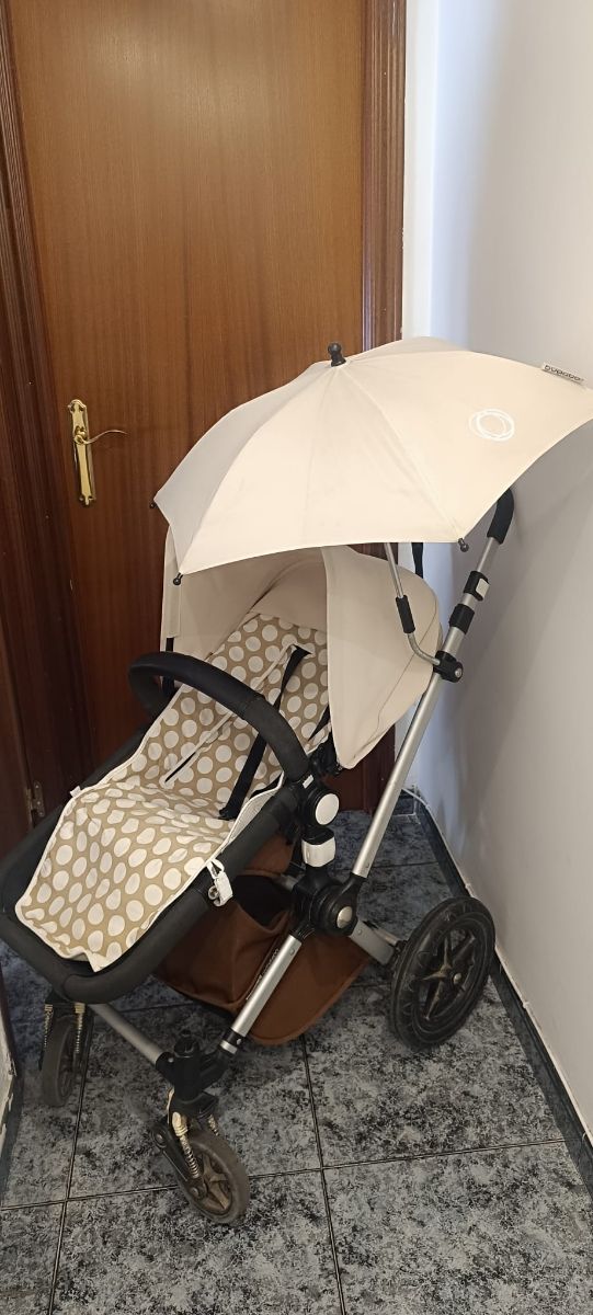 Bugaboo carrito con sombrilla y capazo