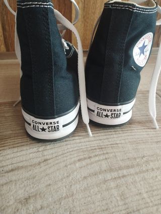 Converse negras plataforma