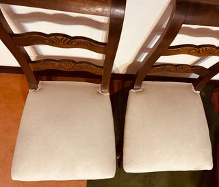 Sillas madera antiguas - tapizadas beige