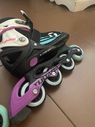 Patines infantiles casi nuevos